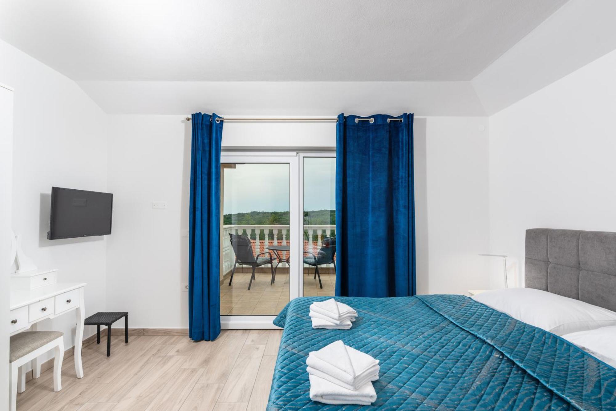 Villa Buroli With Pool, Sauna And Jacuzzi Exteriör bild